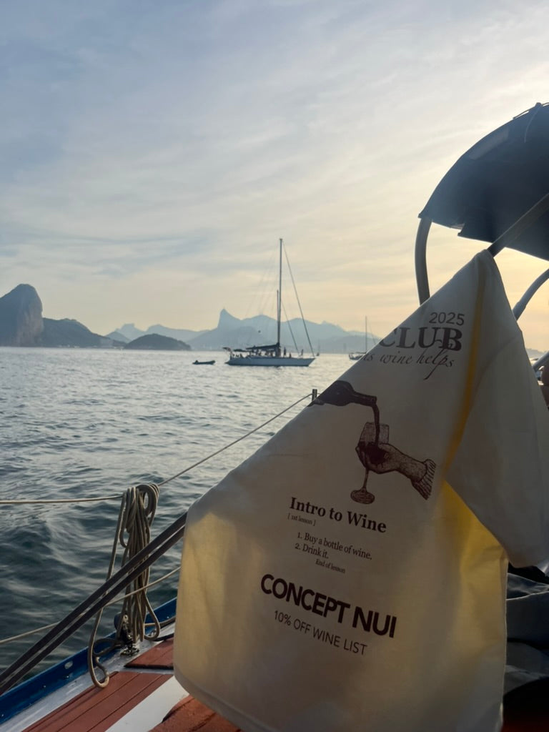 WineClub Tee